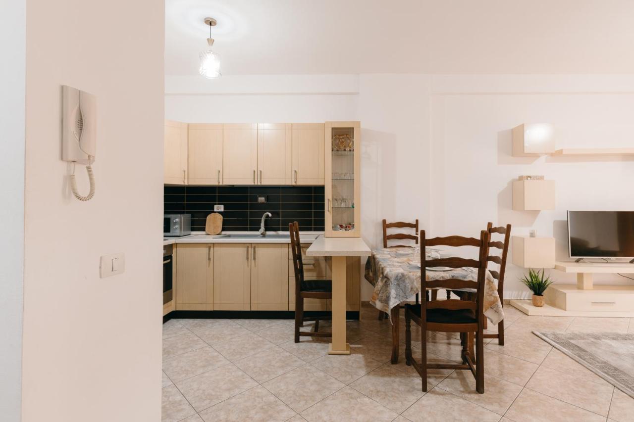 Rs Place 1-Bedroom Apartment Tirana Extérieur photo