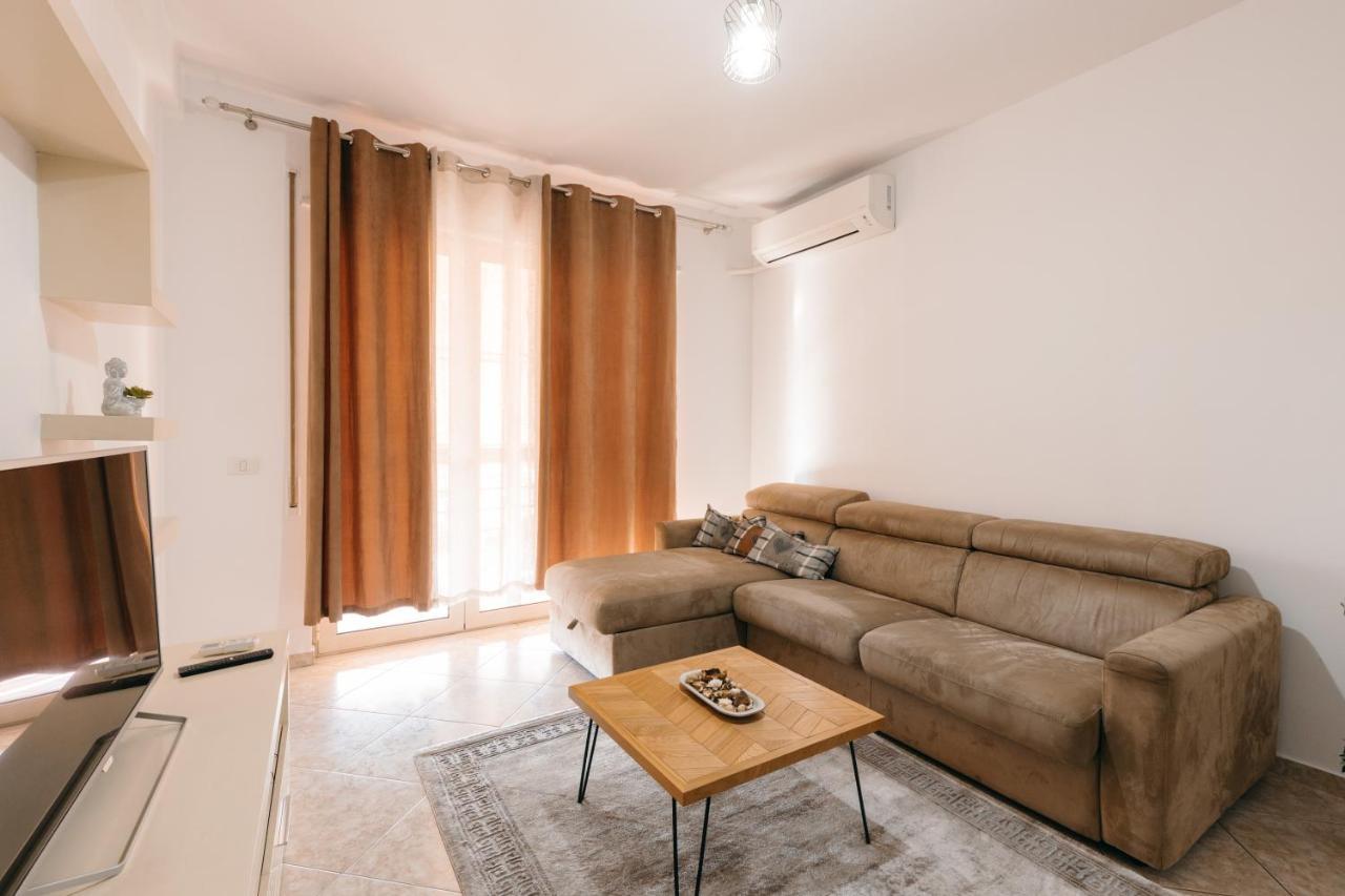 Rs Place 1-Bedroom Apartment Tirana Extérieur photo