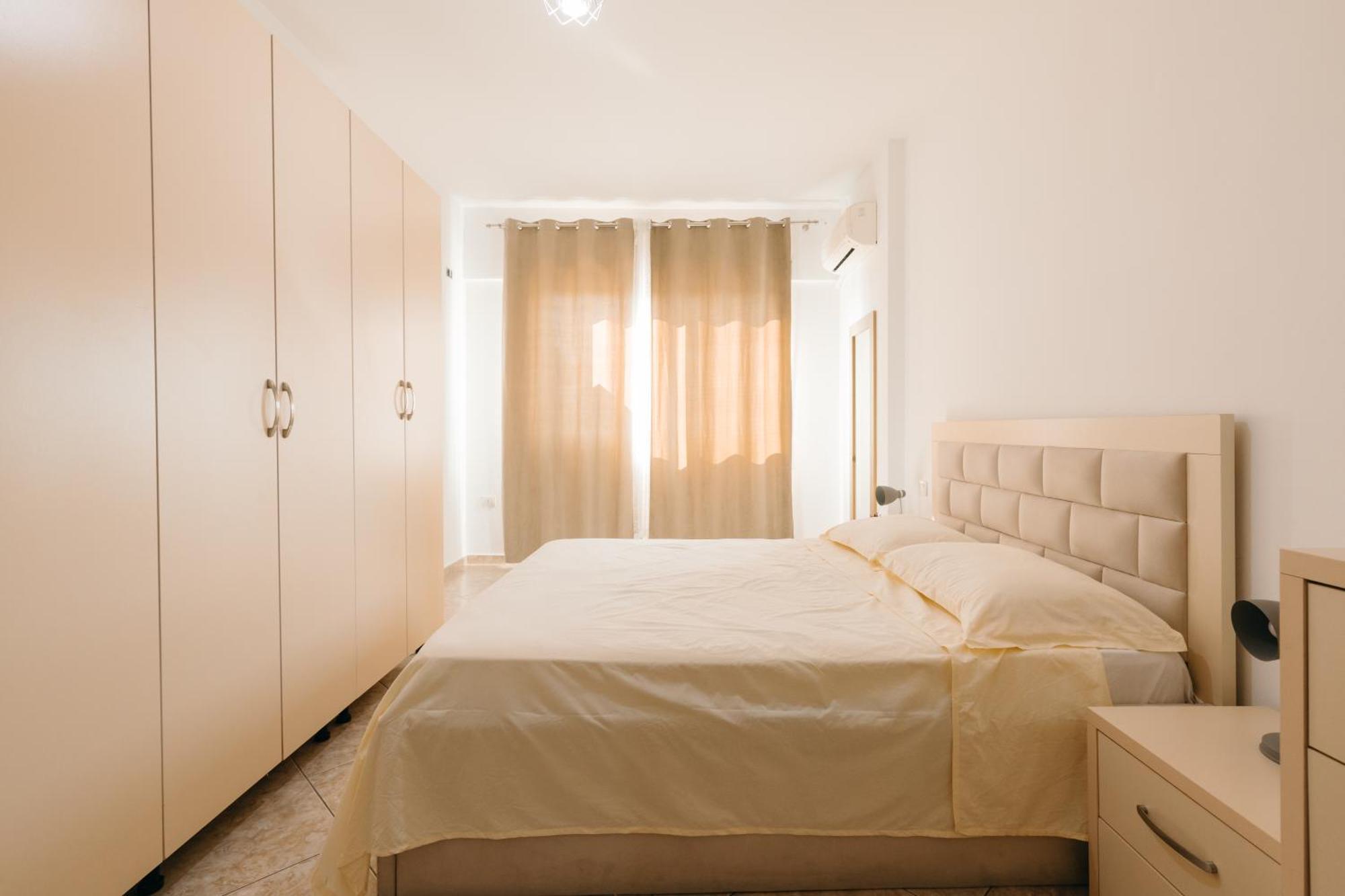 Rs Place 1-Bedroom Apartment Tirana Extérieur photo
