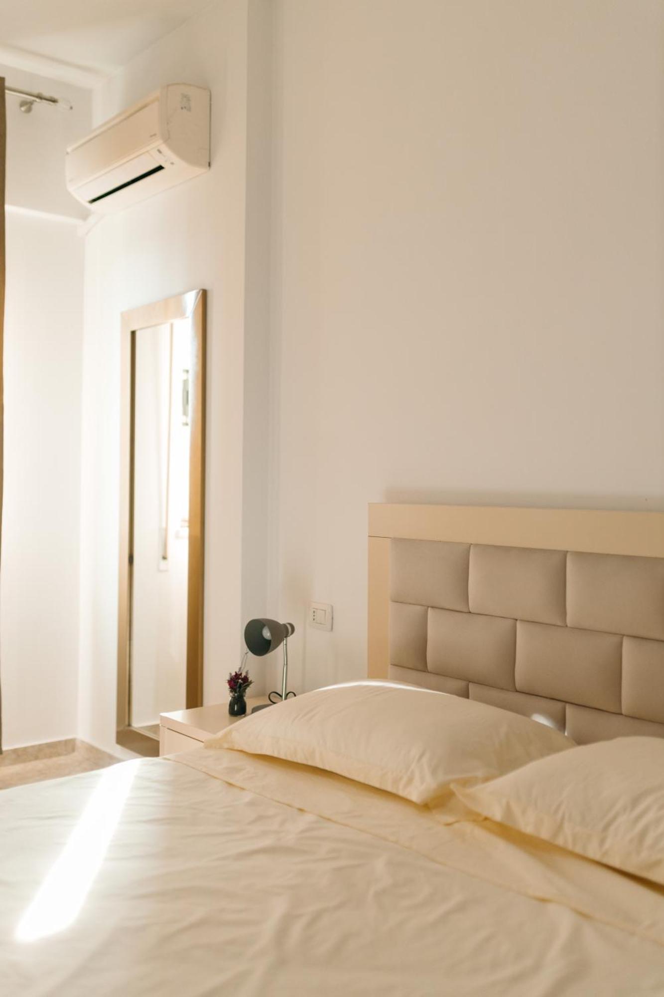 Rs Place 1-Bedroom Apartment Tirana Extérieur photo